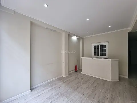 Kirayə verilir obyekt 260 m² — Bakı 260.00 m²