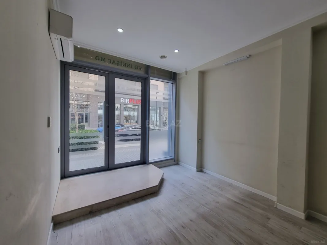 Kirayə verilir obyekt 260 m²