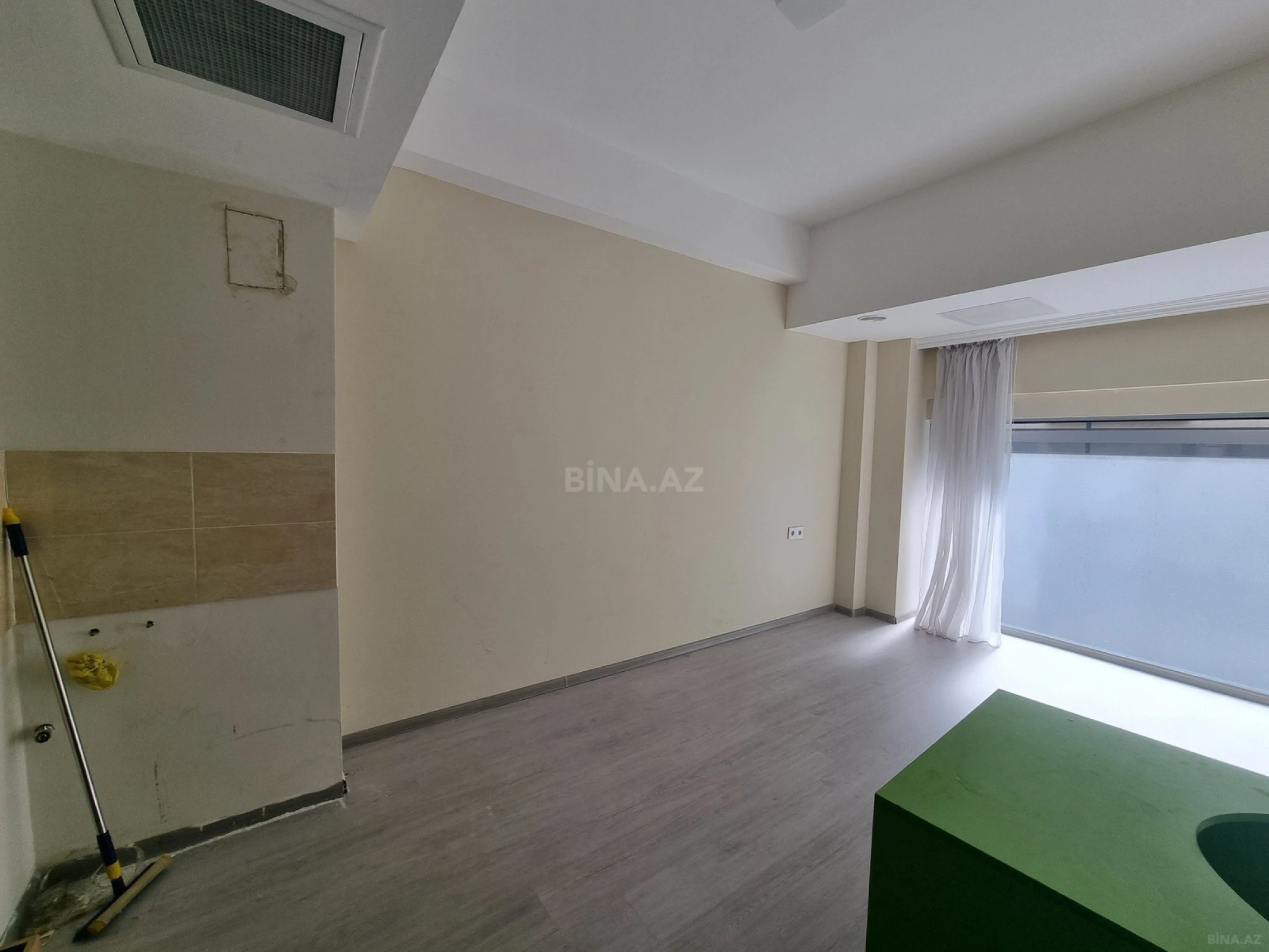 Kirayə verilir obyekt 260 m²