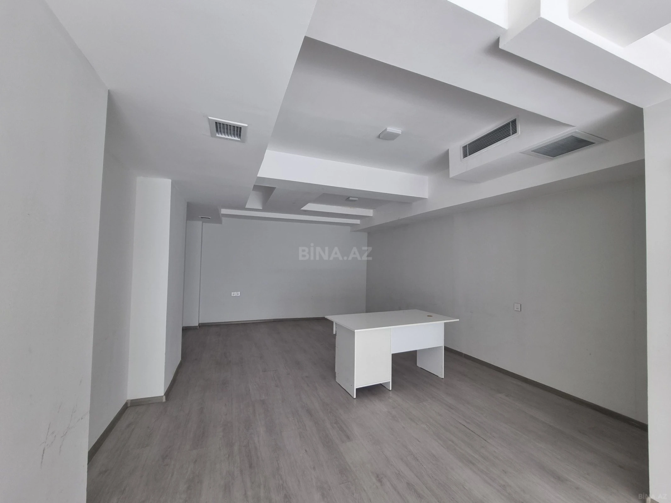 Kirayə verilir obyekt 260 m²