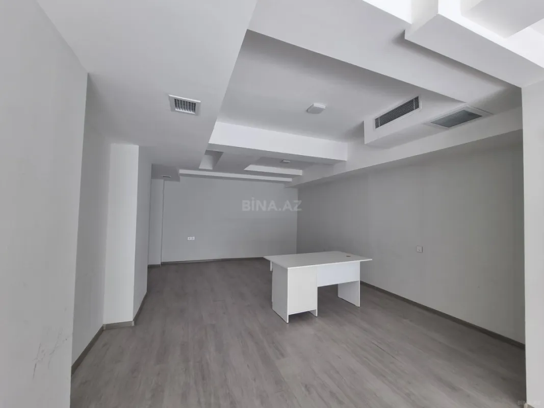 Kirayə verilir obyekt 260 m²