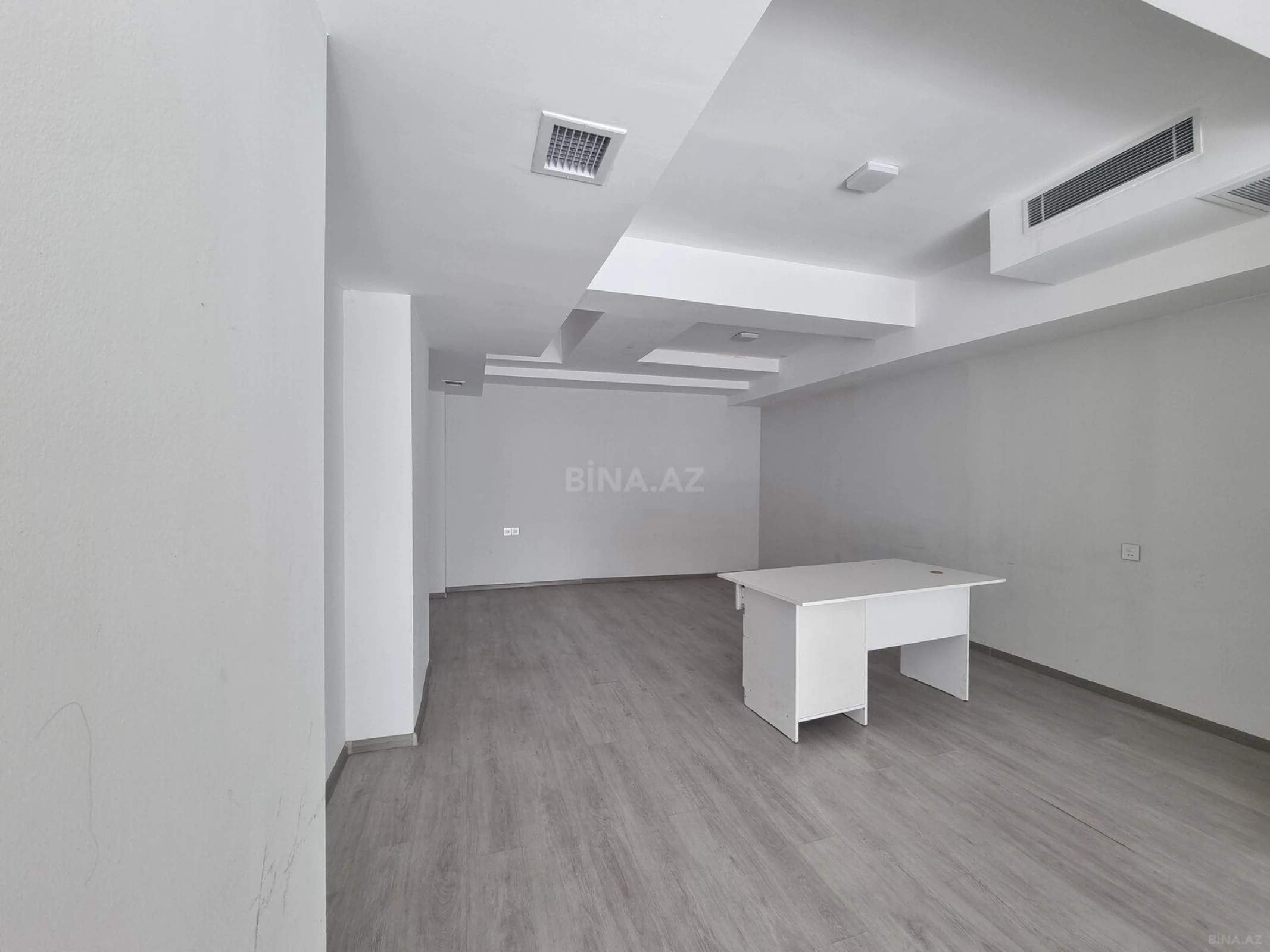 Kirayə verilir obyekt 260 m²