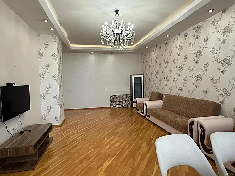 Kirayə verilir 3 otaqlı mənzil 155 m²