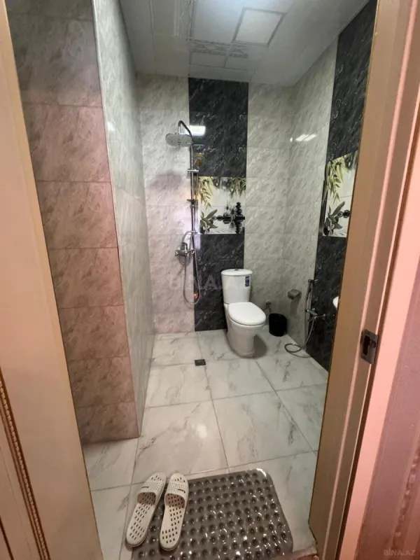 Satılır 4 otaqlı mənzil 178 m²
