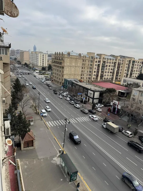 Satılır 2 otaqlı mənzil 55 m²