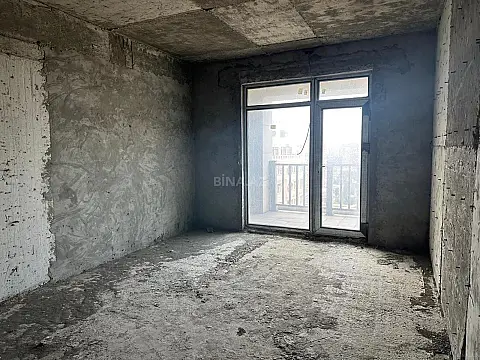 Satılır 4 otaqlı mənzil 147 m²