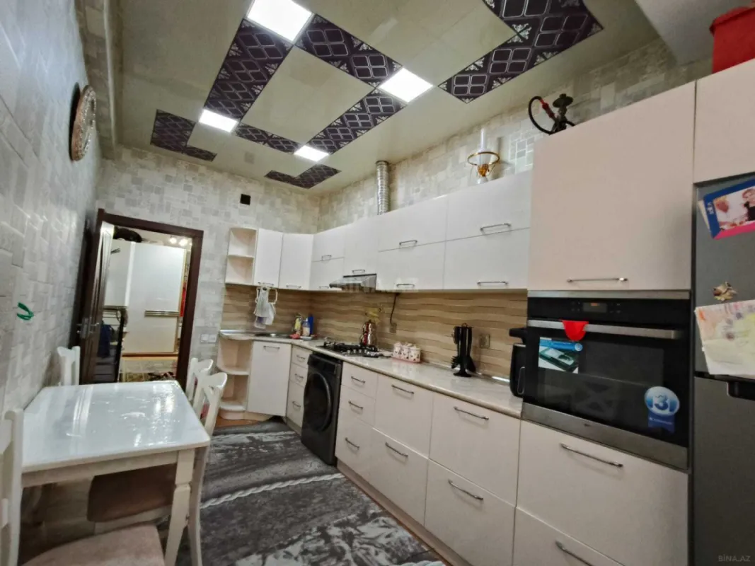 Satılır 3 otaqlı mənzil 81 m²