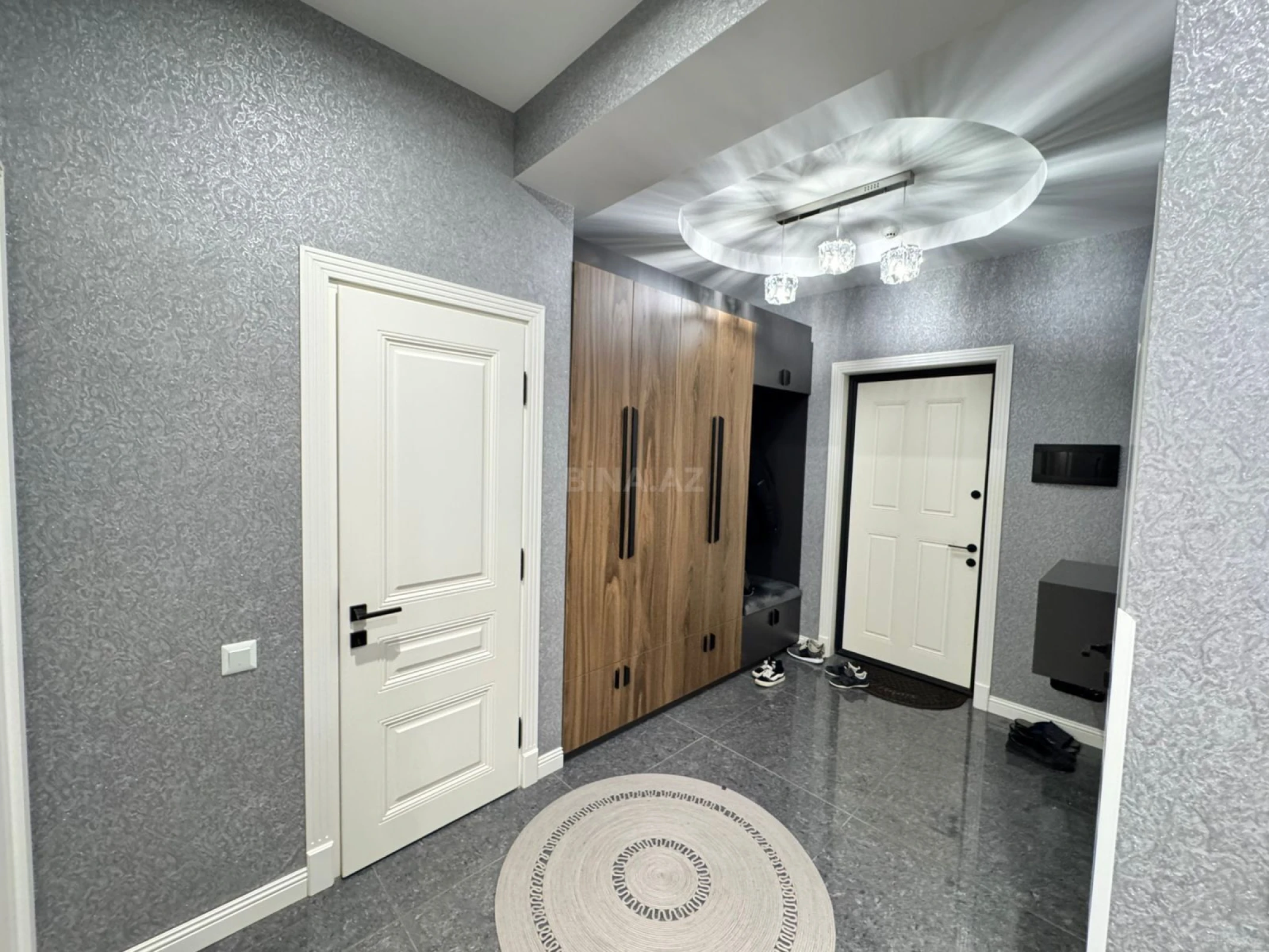 Satılır 3 otaqlı mənzil 90 m²