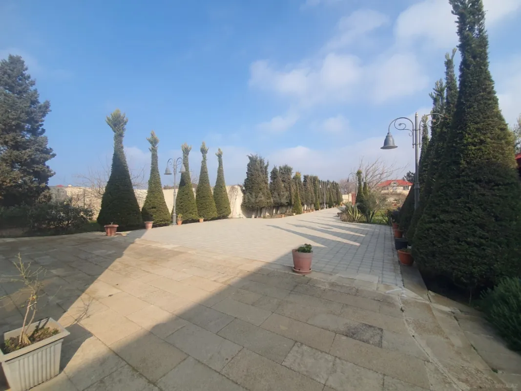 Kirayə verilir 5 otaqlı həyət evi 600 m²