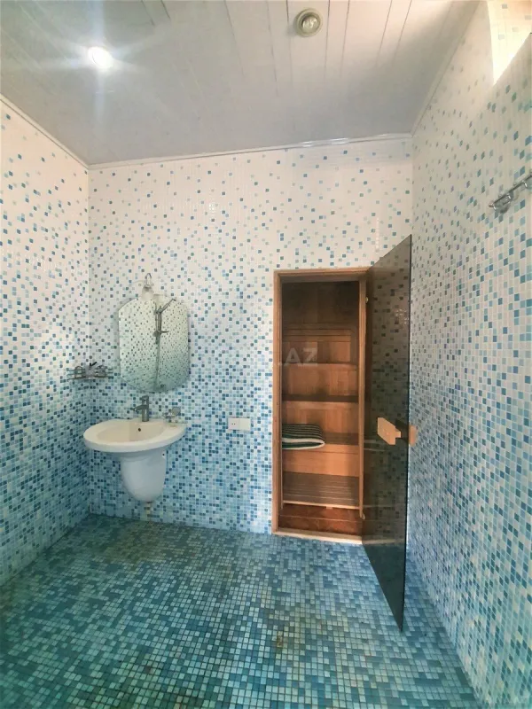 Kirayə verilir 5 otaqlı həyət evi 600 m²