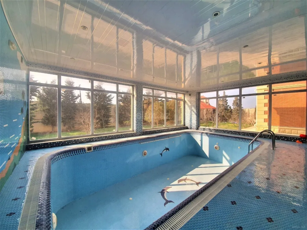 Kirayə verilir 5 otaqlı həyət evi 600 m²