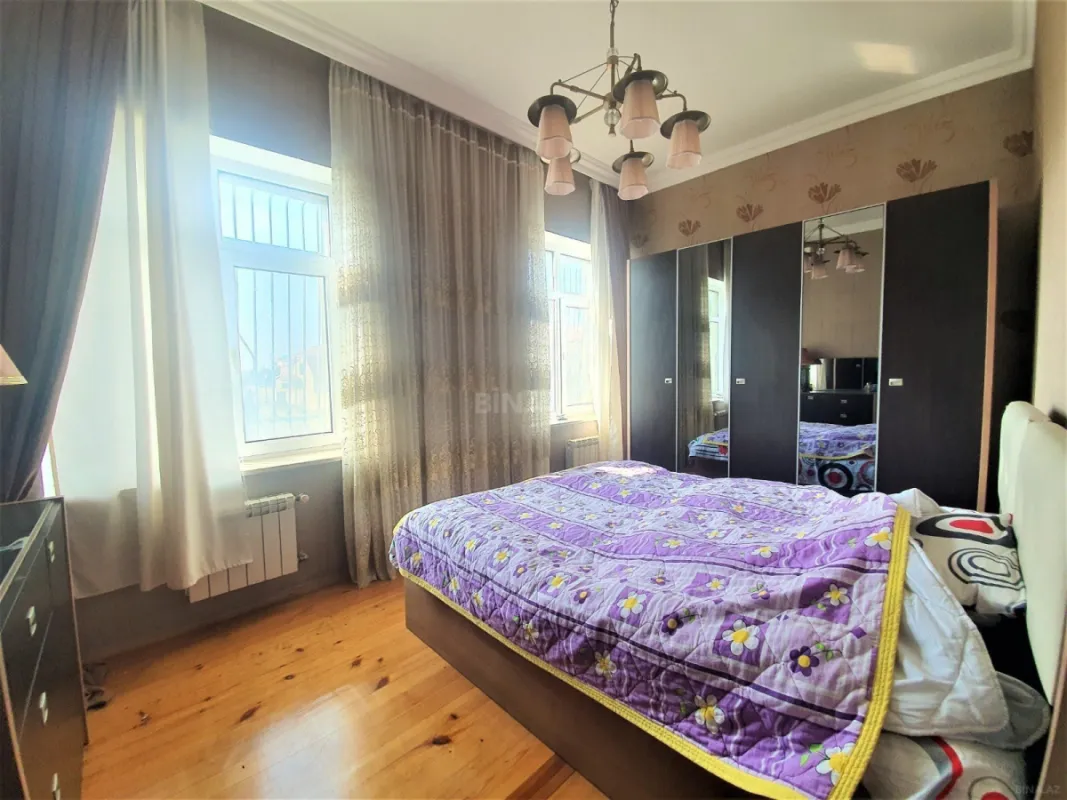 Kirayə verilir 5 otaqlı həyət evi 600 m²