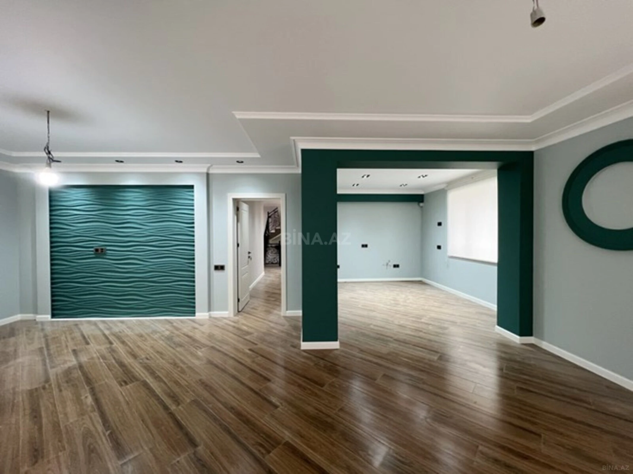 Satılır 5 otaqlı həyət evi 260 m²