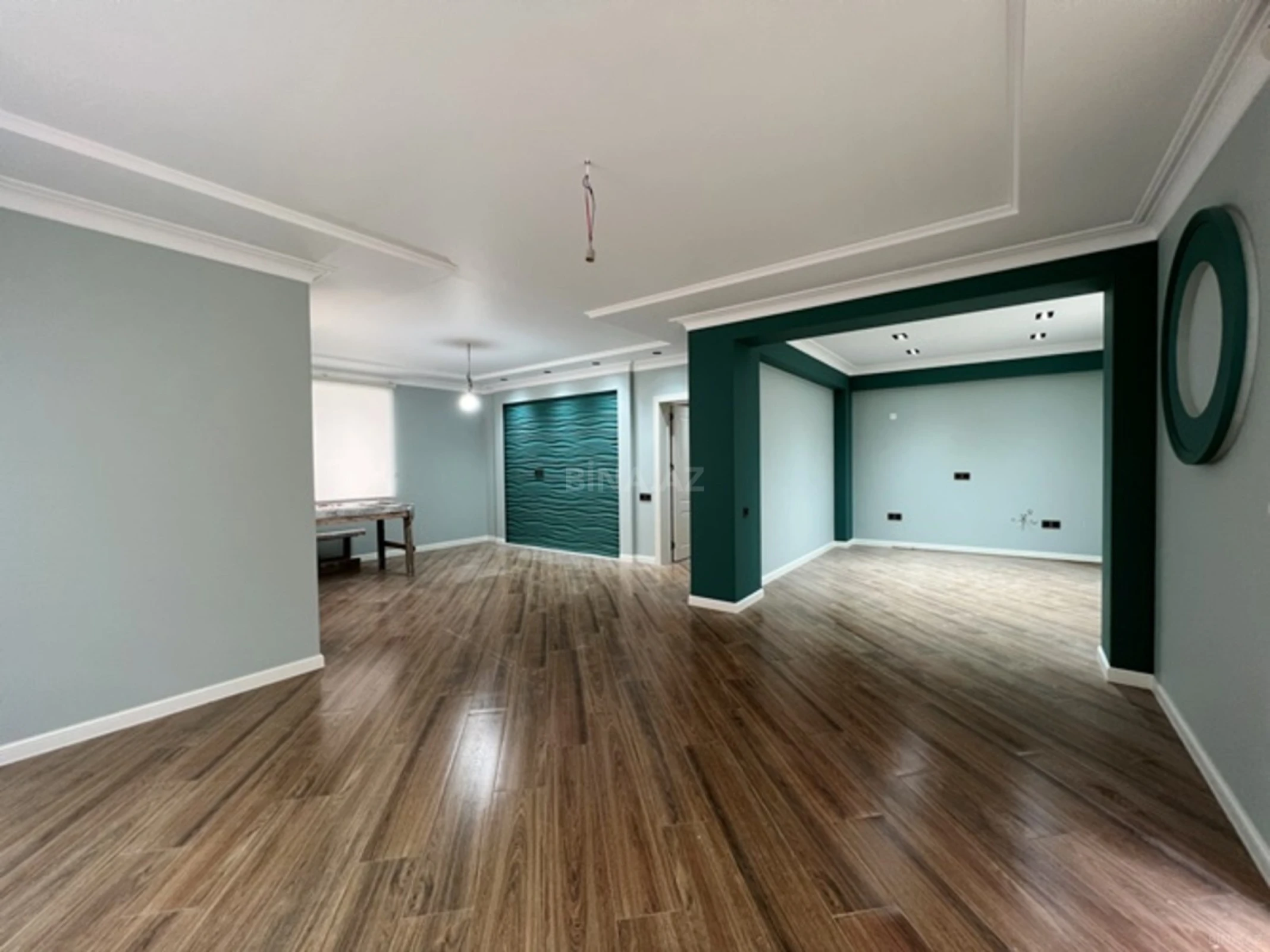 Satılır 5 otaqlı həyət evi 260 m²