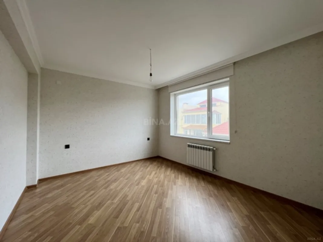 Satılır 5 otaqlı həyət evi 320 m²