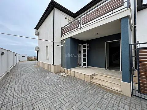 Satılır 5 otaqlı həyət evi 320 m²