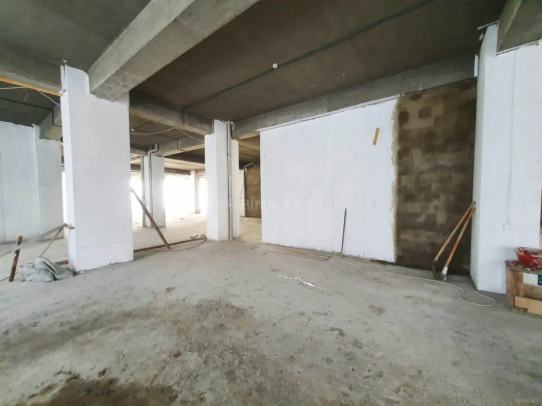 Satılır obyekt 1000 m²