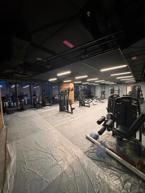 Satılır 3 otaqlı mənzil 173 m²