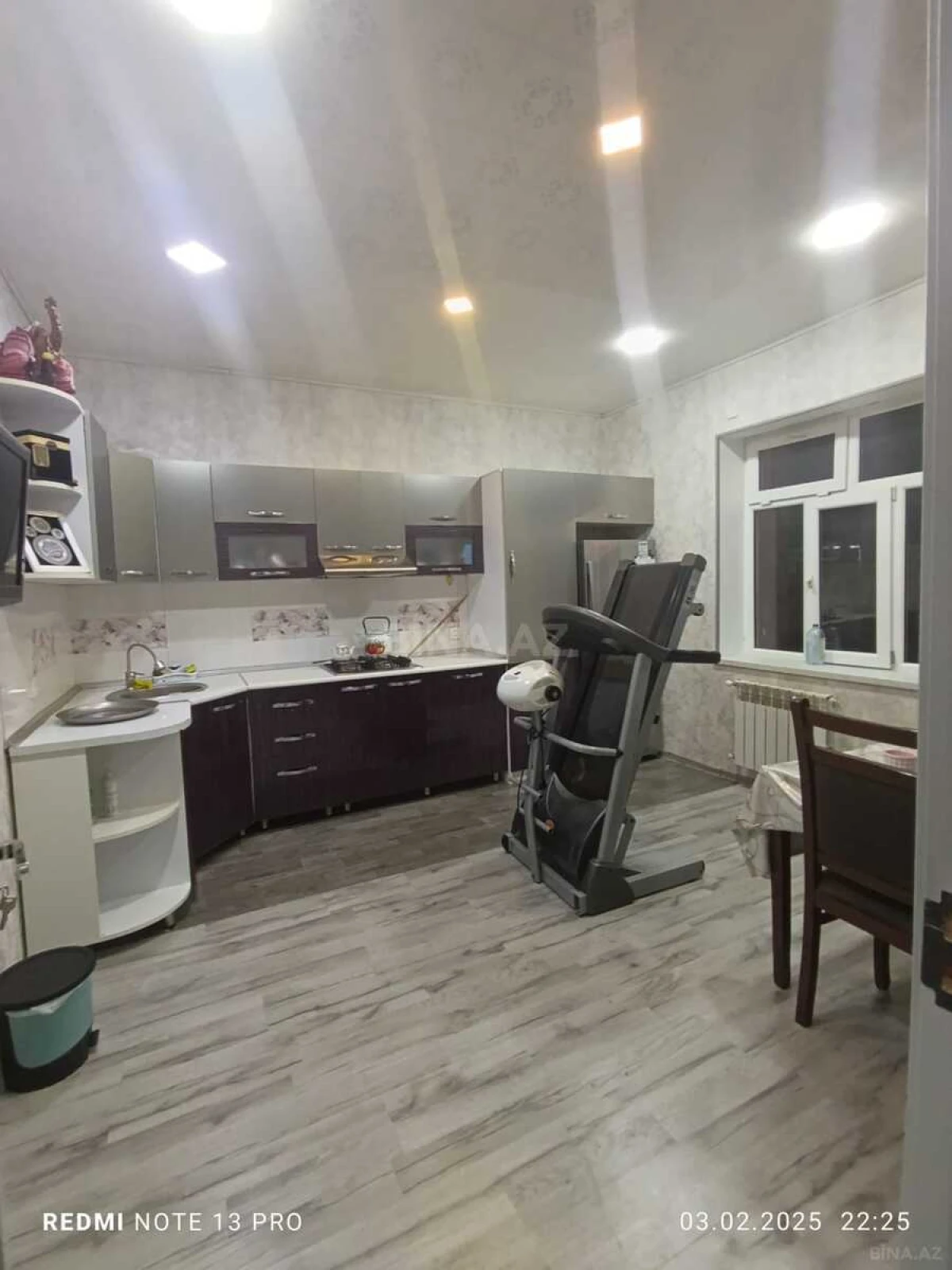 Satılır 4 otaqlı həyət evi 122 m²