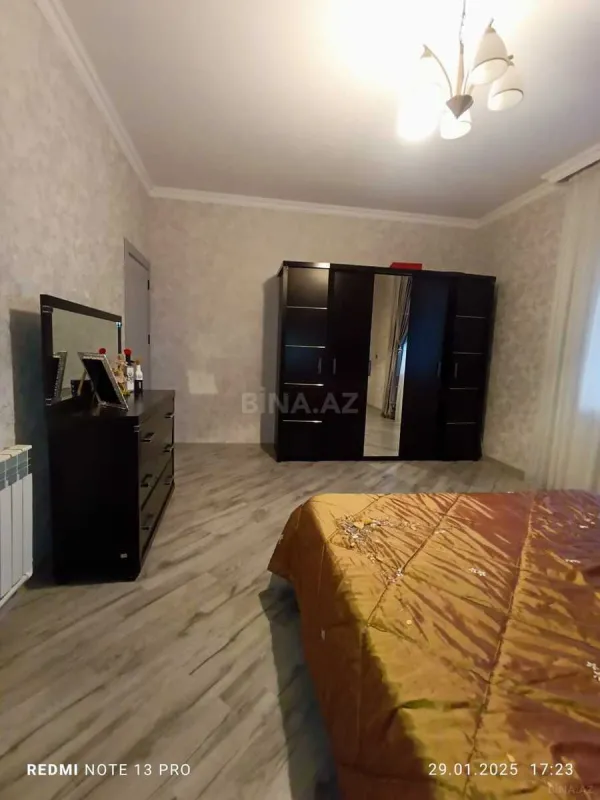 Satılır 4 otaqlı həyət evi 122 m²