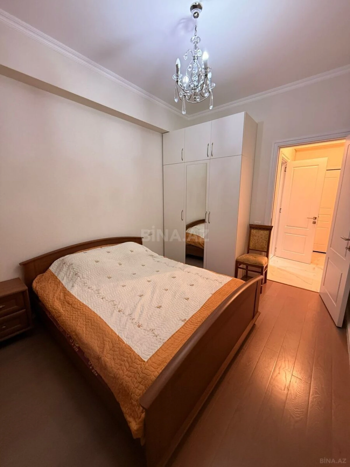 Kirayə verilir 2 otaqlı mənzil 65 m²