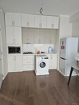 Kirayə verilir 2 otaqlı mənzil 65 m²