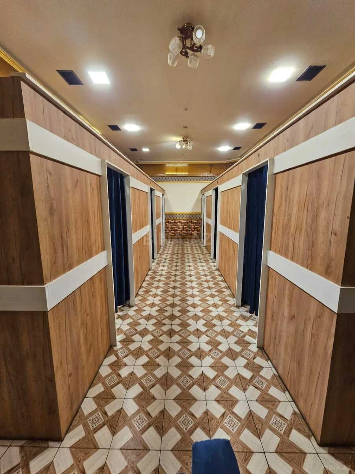 Satılır obyekt 129 m²