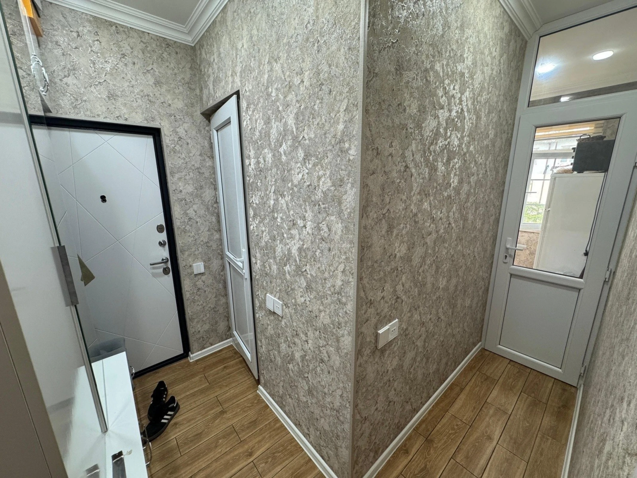 Satılır 2 otaqlı mənzil 55 m²