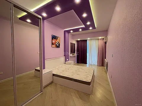 Kirayə verilir 3 otaqlı mənzil 194 m²