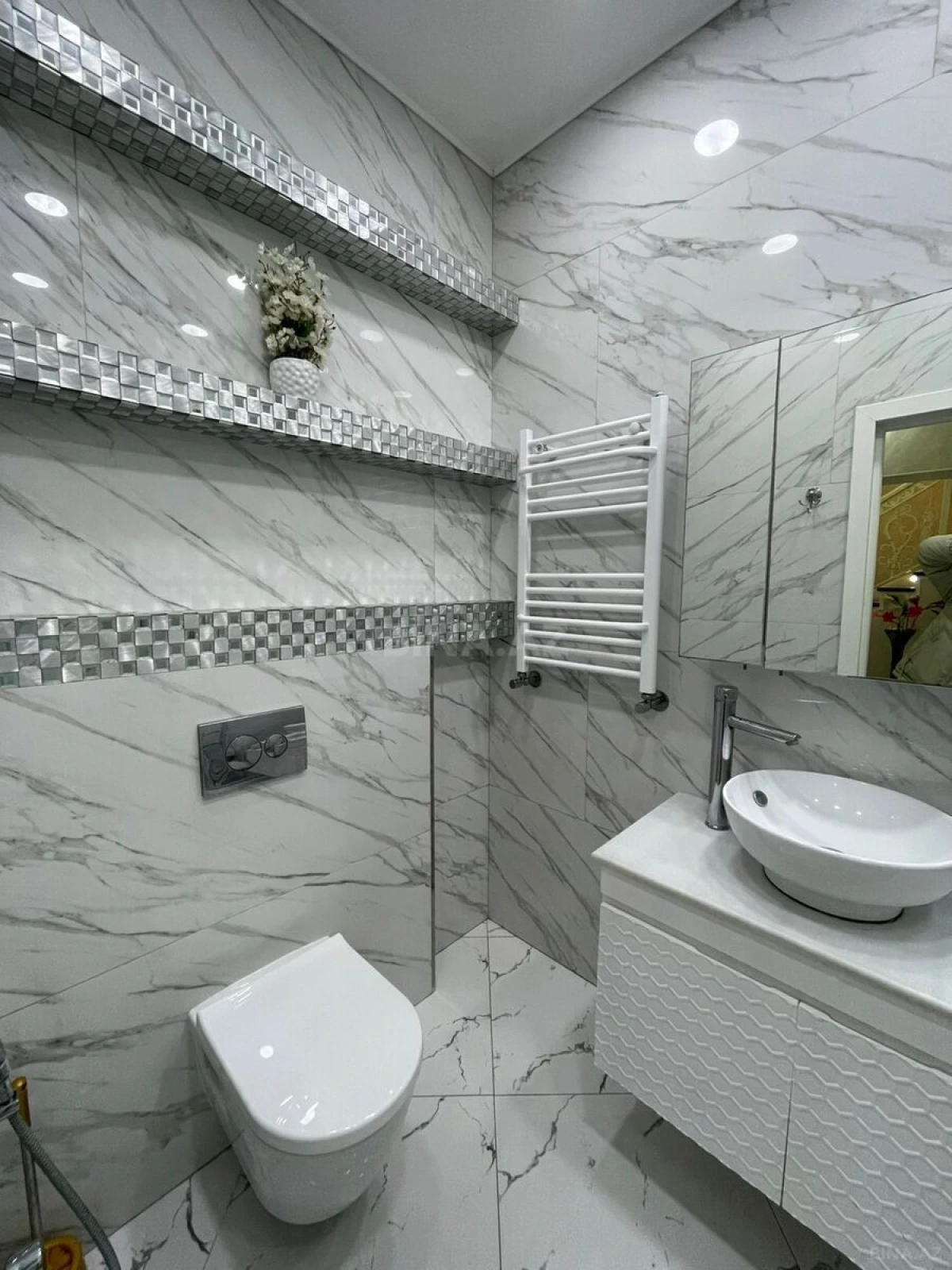 Kirayə verilir 3 otaqlı mənzil 194 m²