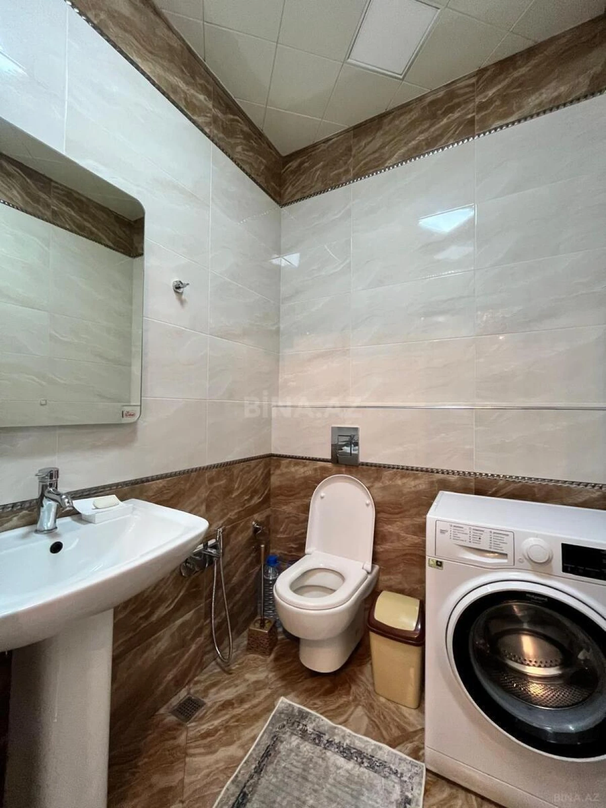 Kirayə verilir 3 otaqlı mənzil 130 m²