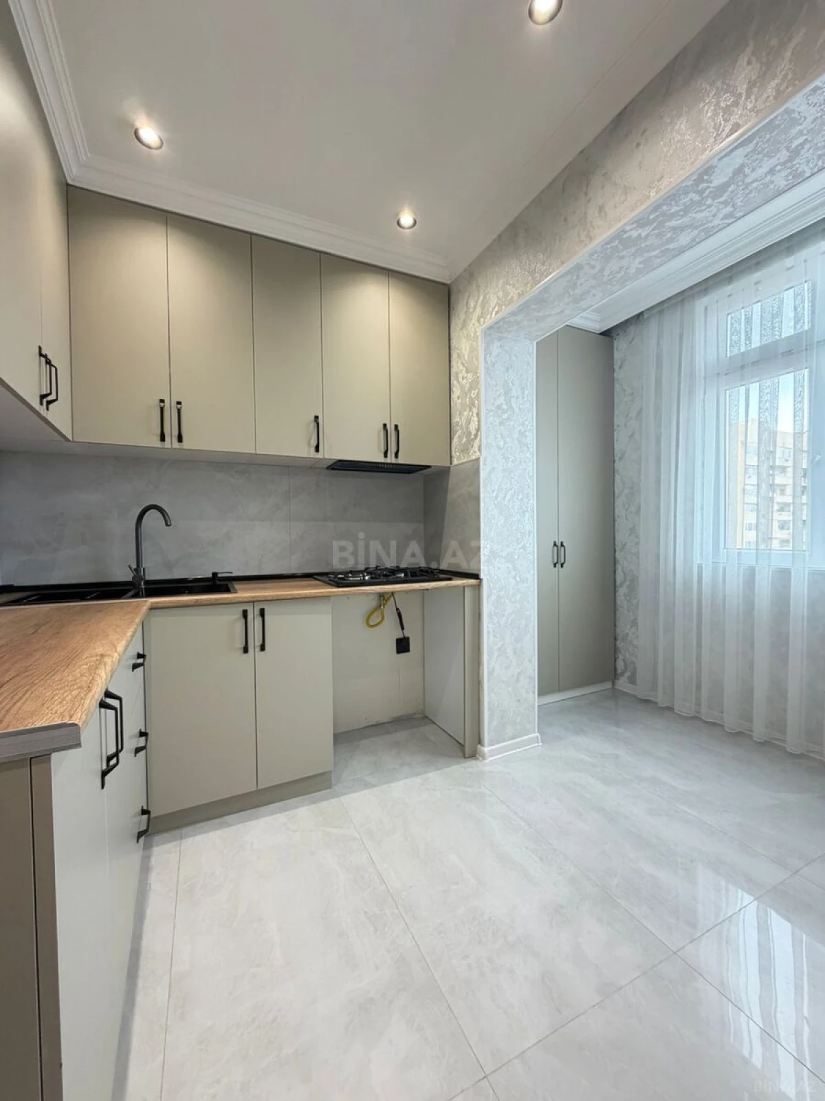 Satılır 3 otaqlı mənzil 80 m²