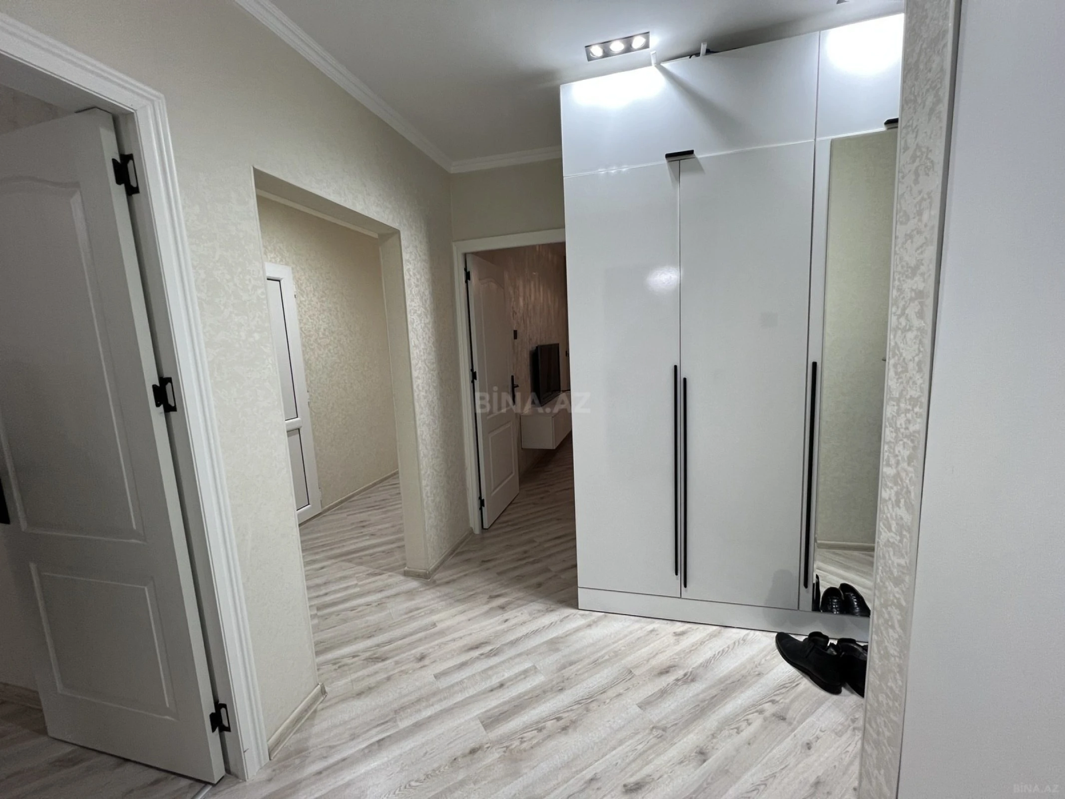Satılır 3 otaqlı mənzil 75 m²
