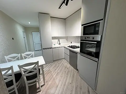 Satılır 3 otaqlı mənzil 75 m²