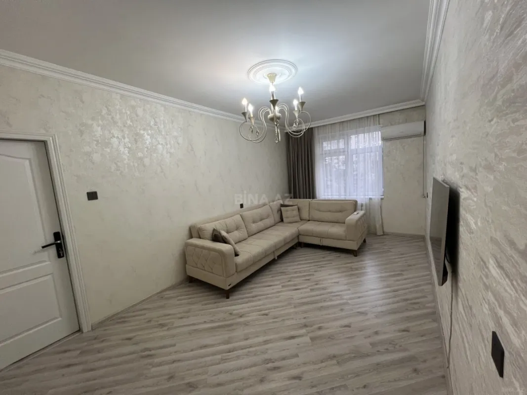 Satılır 3 otaqlı mənzil 75 m²