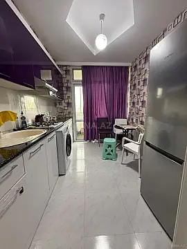 Satılır 2 otaqlı mənzil 70 m²