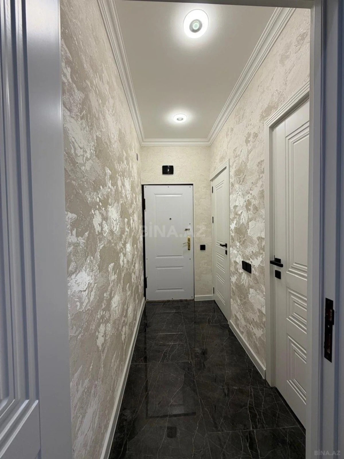 Satılır 2 otaqlı mənzil 55 m²