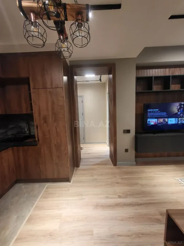 Kirayə verilir 2 otaqlı mənzil 75 m²
