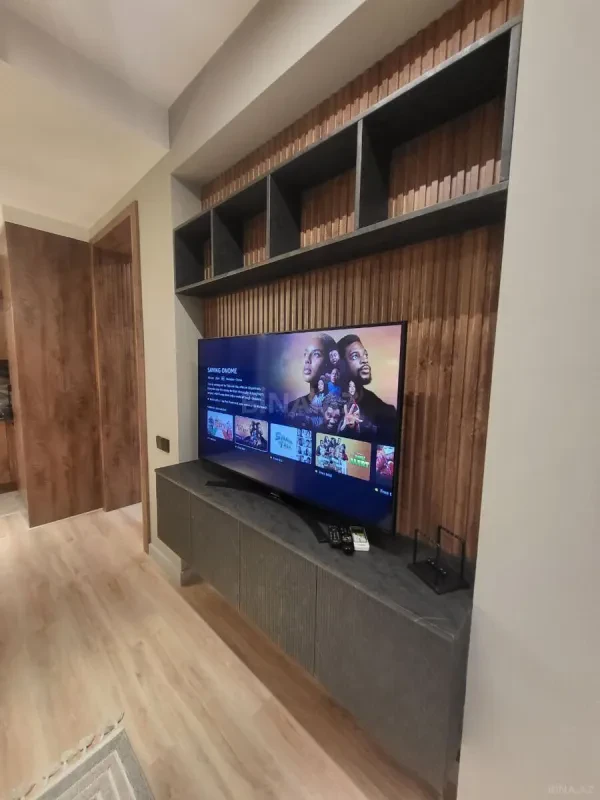 Kirayə verilir 2 otaqlı mənzil 75 m²