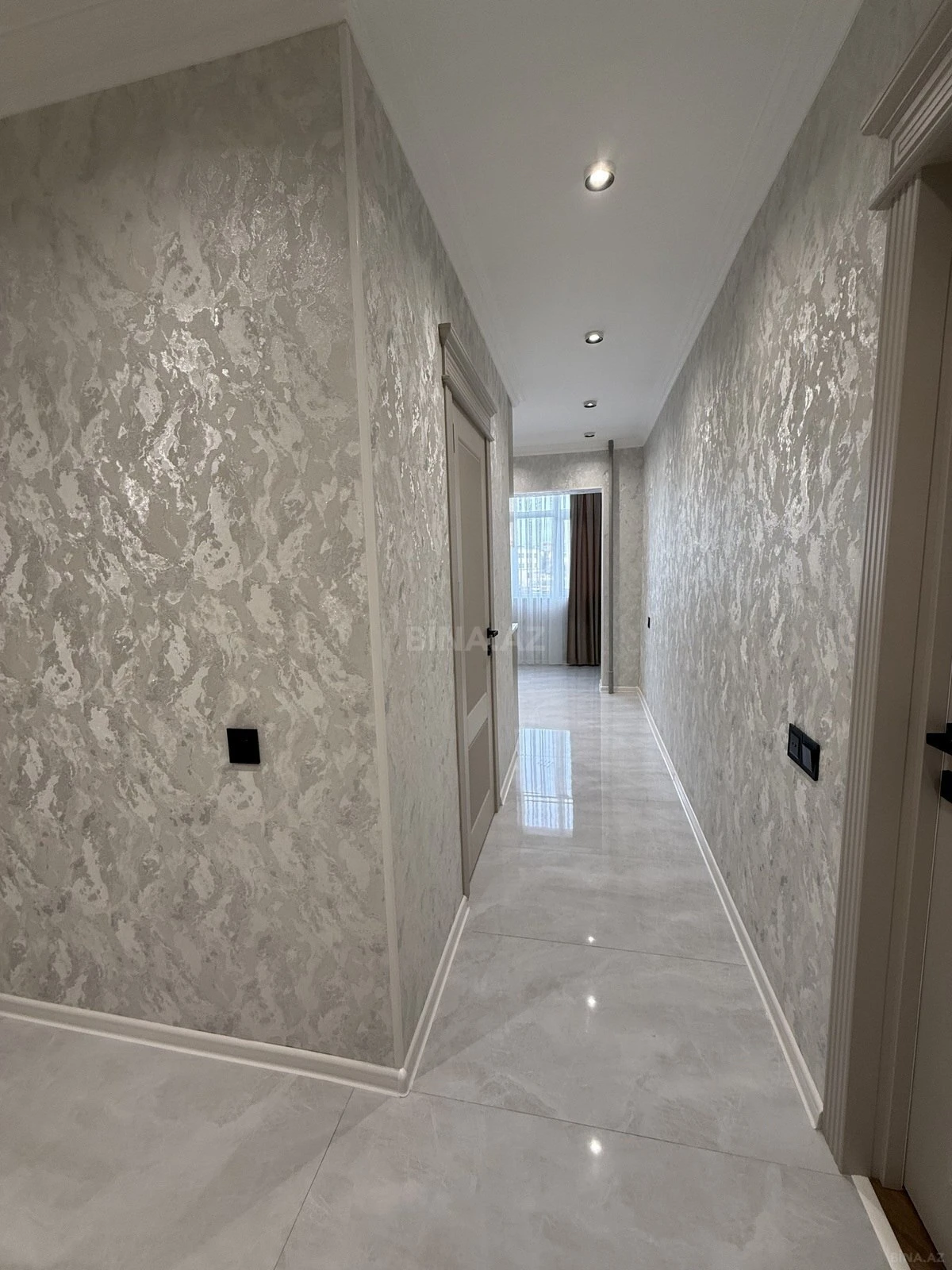 Satılır 3 otaqlı mənzil 85 m²