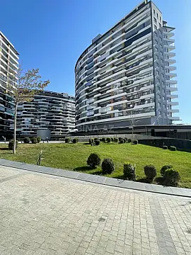 Satılır 2 otaqlı mənzil 73 m²