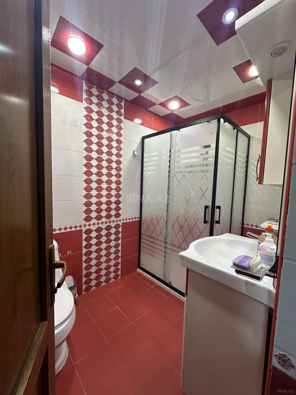 Satılır 3 otaqlı mənzil 75 m²