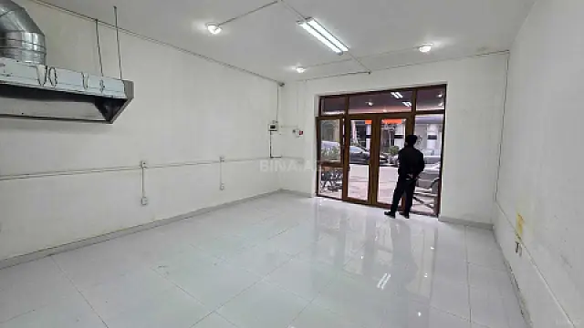 Kirayə verilir obyekt 40 m² — Bakı 40.00 m²