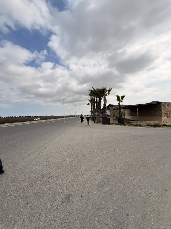 Satılır 5 otaqlı həyət evi 240 m²