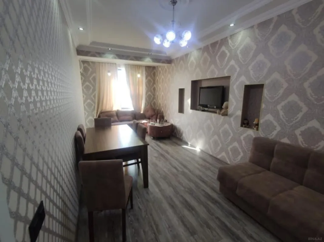 Kirayə verilir 2 otaqlı mənzil 60 m²