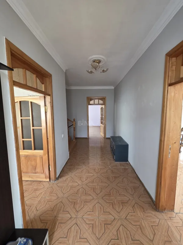 Satılır obyekt 600 m²