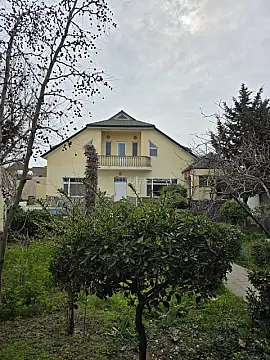 Satılır obyekt 600 m²