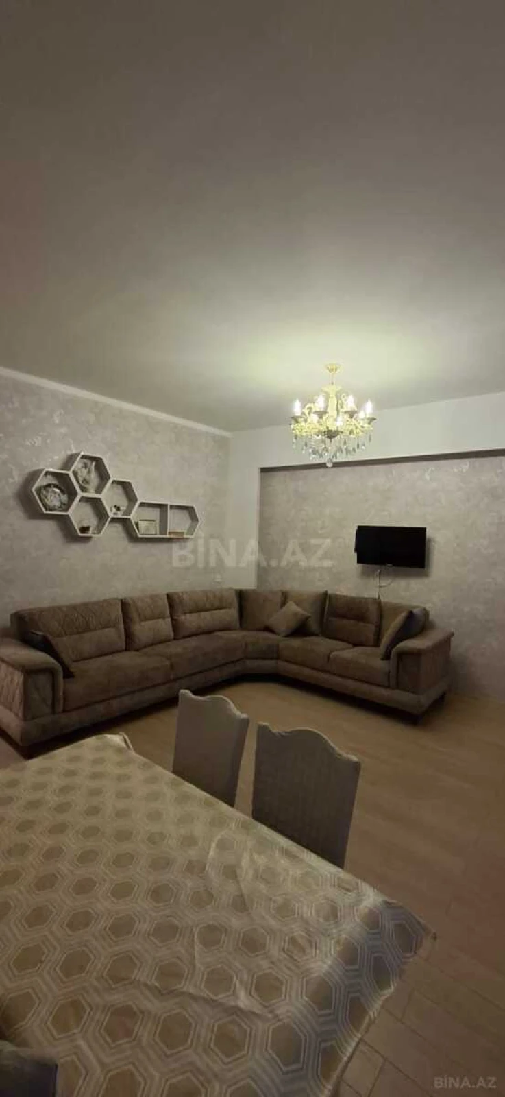 Satılır 3 otaqlı mənzil 106 m²