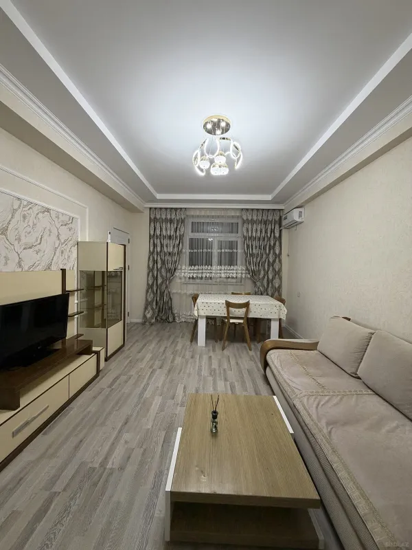 Satılır 2 otaqlı mənzil 57 m²