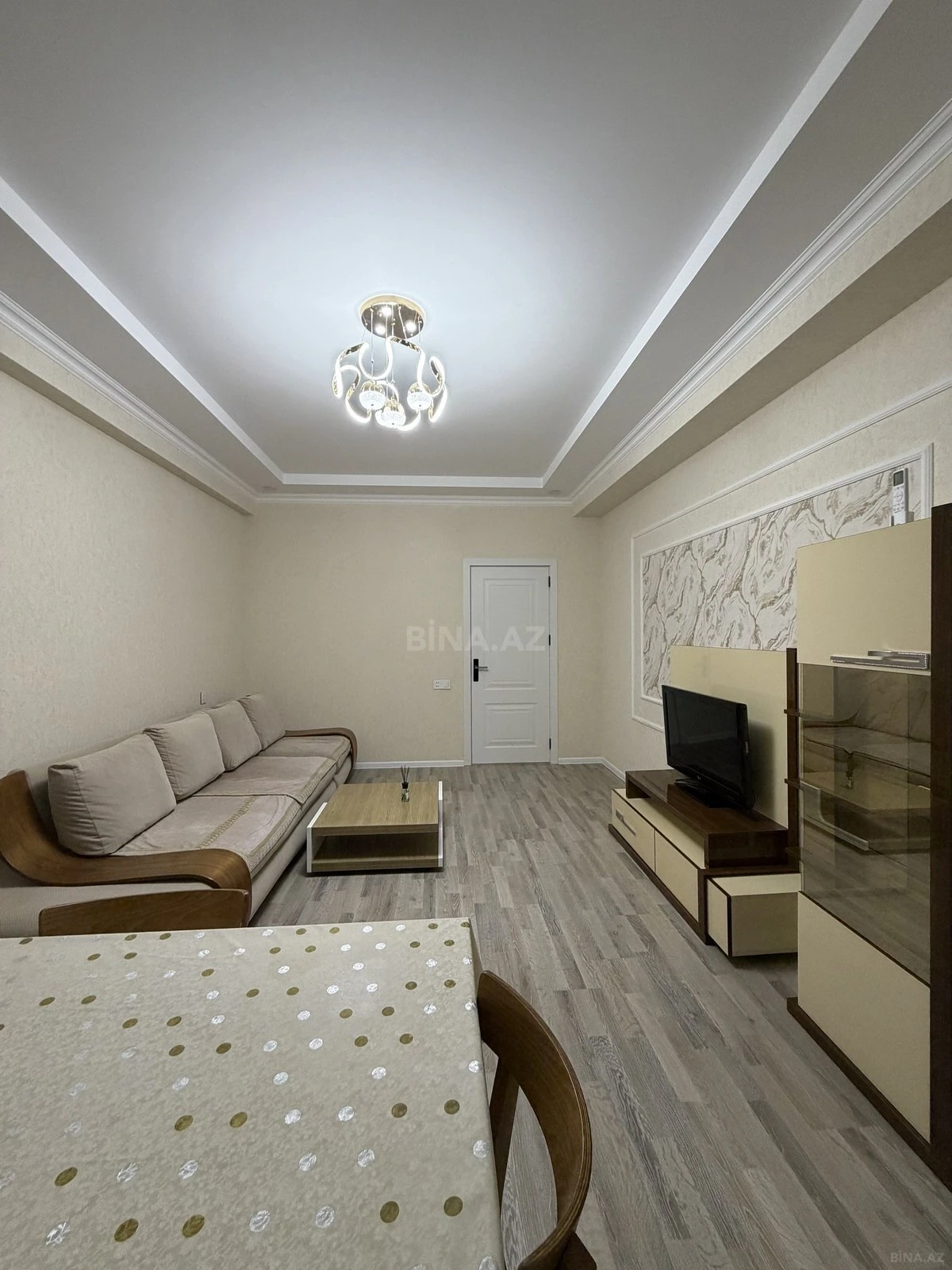 Satılır 2 otaqlı mənzil 57 m²